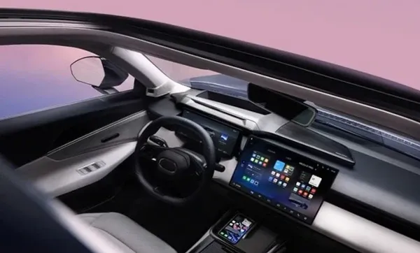Meizu DreamCar MX interni | Elettronauti.it