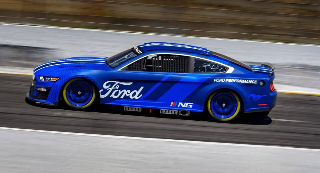 Nascar Elettrica Laterale