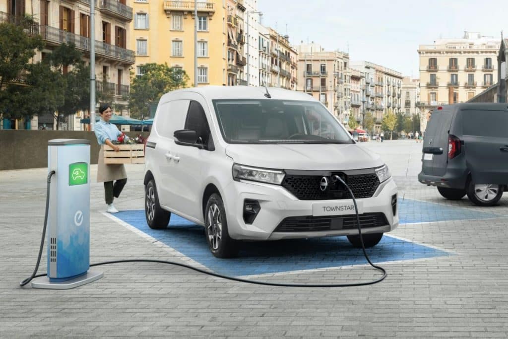 Nissan Townstar Elettrico Anteriore