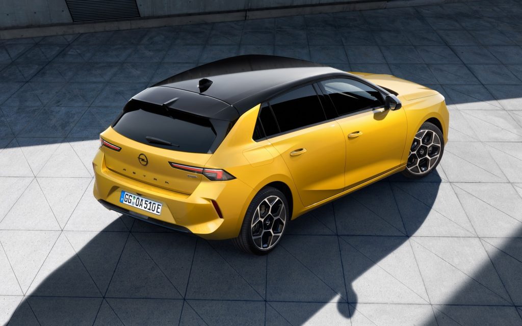 Opel Astra-e Posteriore