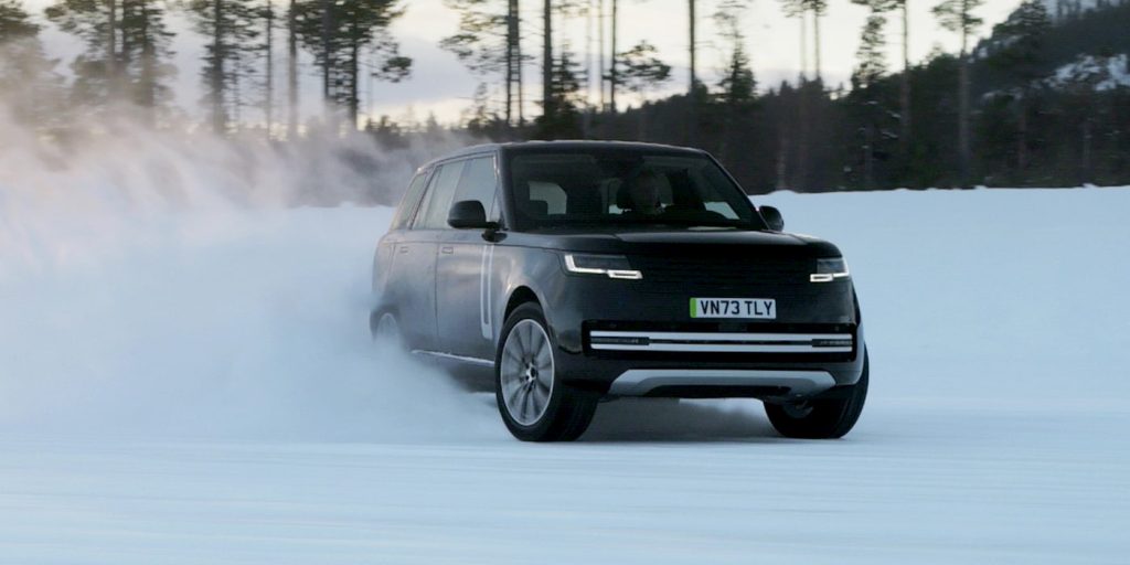 La Range Rover Sport Electric è già in prova come EV più piccolo e sportivo | Elettronauti.it