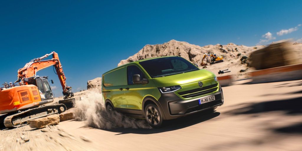 Prime foto e dettagli dei nuovi furgoni Transporter e Caravelle della VW | Elettronauti.it