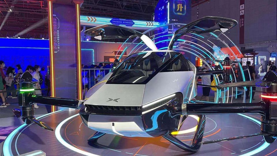 xPeng X2 - L'auto Elettrica che VOLA !