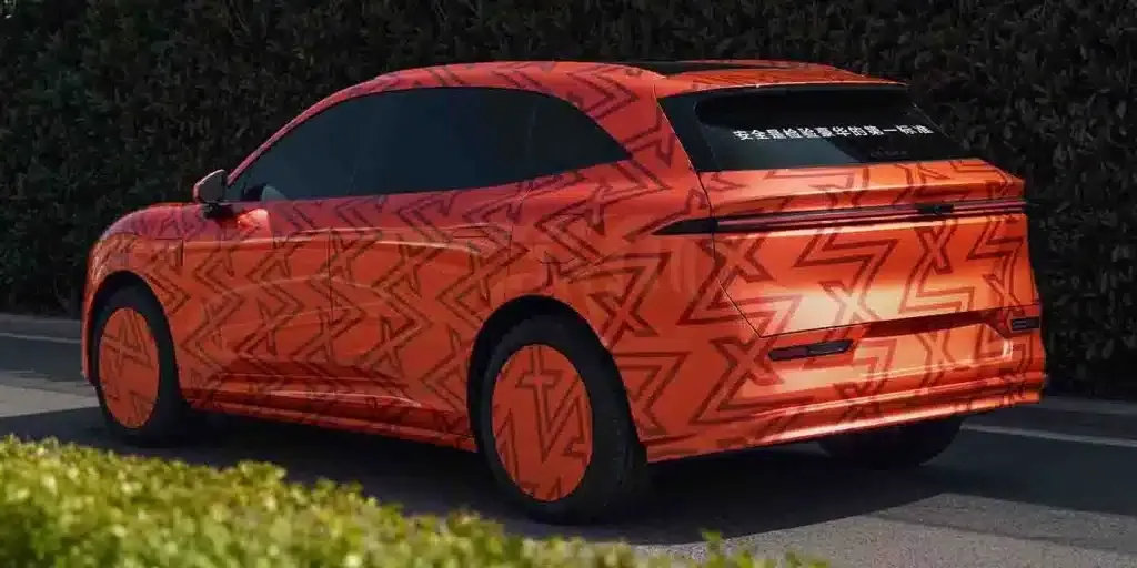 In mimetica il primo EV SUV di ZEEKR, nome in codice “CX1e”. | Elettronauti.it