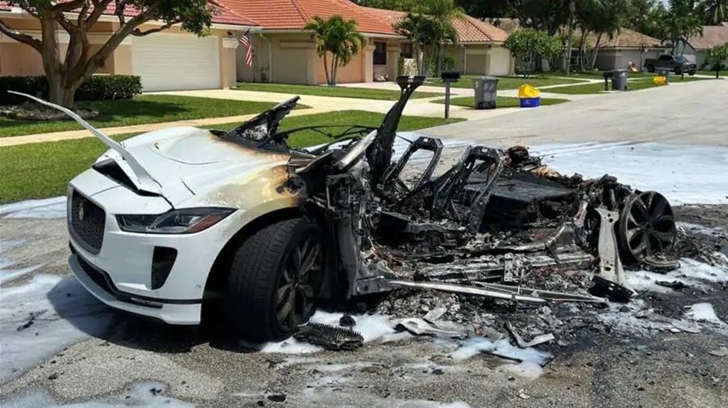 Incendio di auto ibride ed elettriche, la sfida dei Vigili del Fuoco – Parte prima | Elettronauti.it