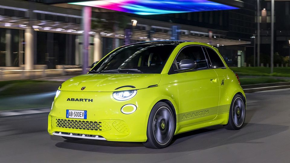Abarth 500e Scorpionissima - Nel segno dello scorpione!