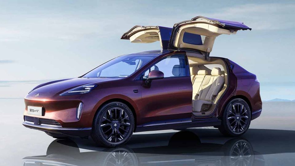 Il marchio Hyper di GAC Aion presenta il SUV HT con porte ad ali di gabbiano, a partire da 30.000 dollari