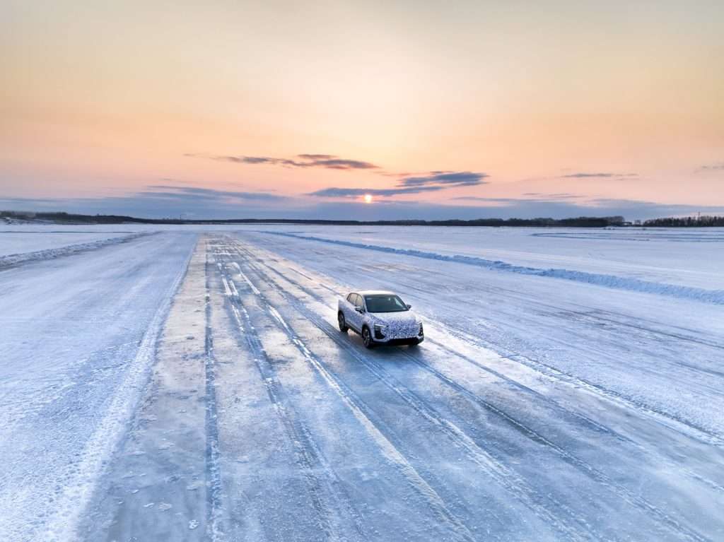 aiways u6 sulla neve anteriore 1024x767