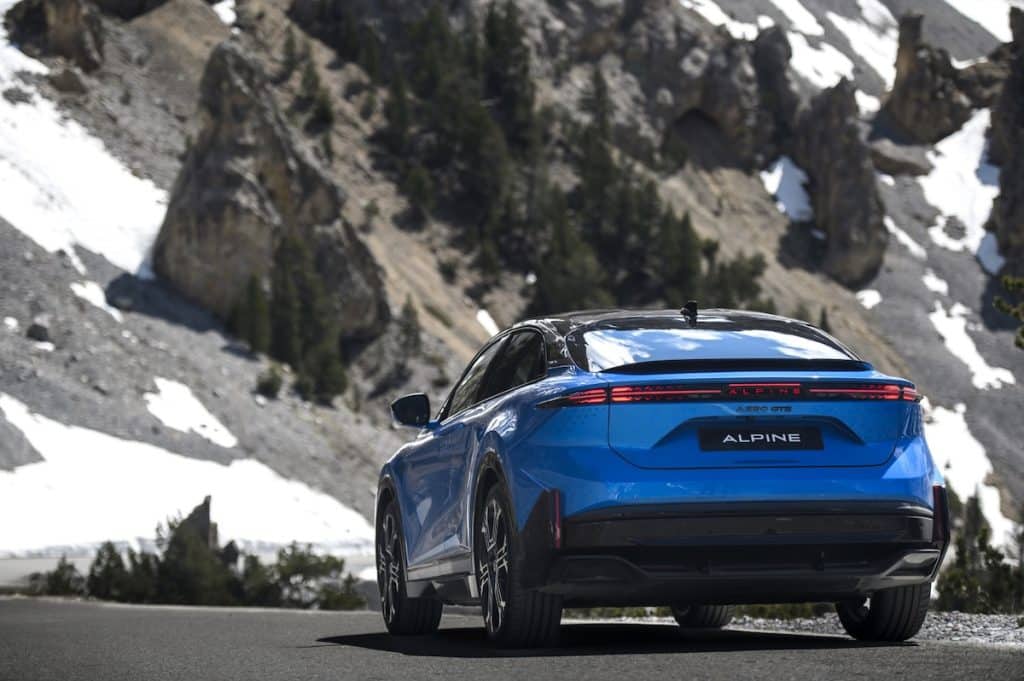 Alpine A390, fastback elettrica con Active Torque Vectoring | Elettronauti.it