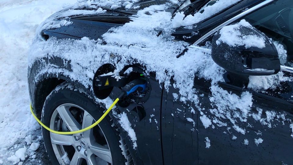Si, il freddo condiziona l'autonomia delle auto alla spina