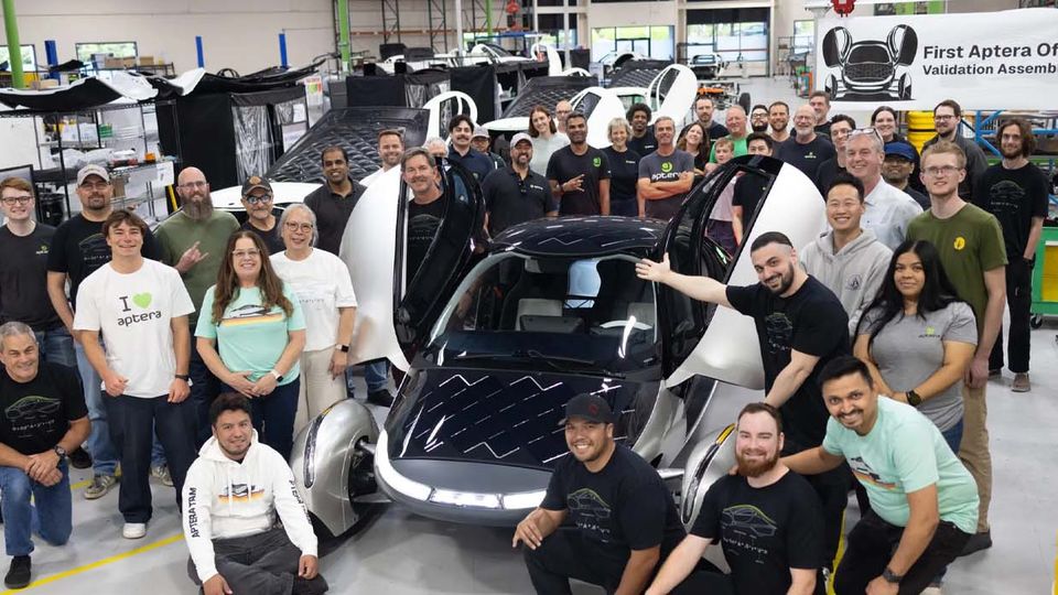 Aptera completa il primo Solar EV per l’omologazione