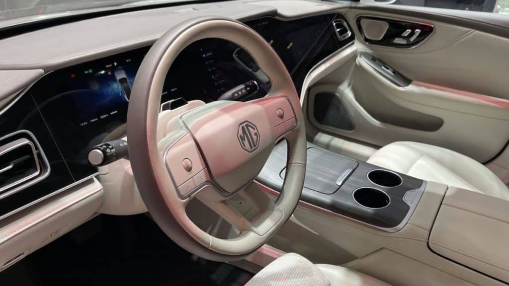 MG9 EV, la limousine elettrica cinese che sfida la Volkswagen ID.7 e la Tesla Model S! | Elettronauti.it