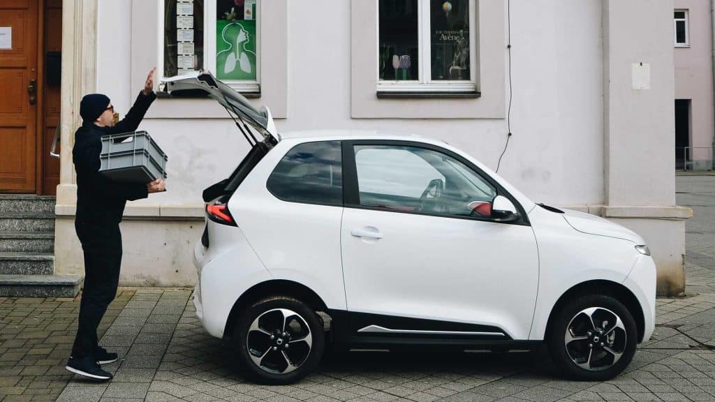 Ari 902: a due posti elettrici economici con un sacco di spazio di carico | Elettronauti.it