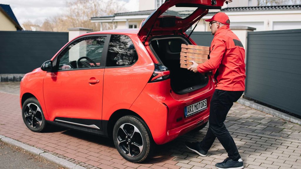 Ari 902: a due posti elettrici economici con un sacco di spazio di carico | Elettronauti.it