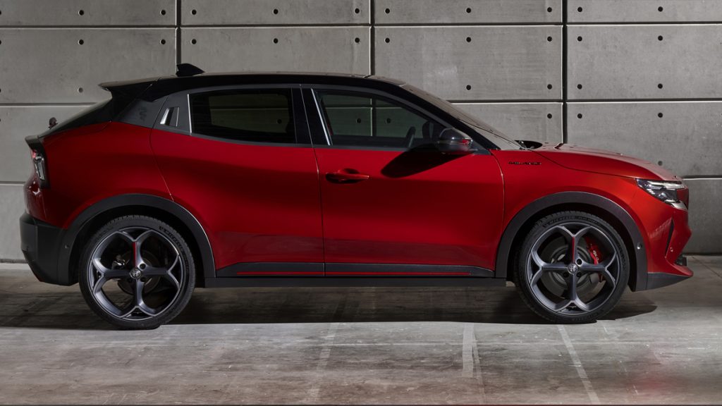 Alfa Romeo Milano - Rivelata la versione definitiva. | Elettronauti.it