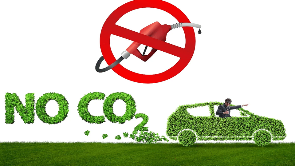 Sì ai motori termici anche dopo il 2035
