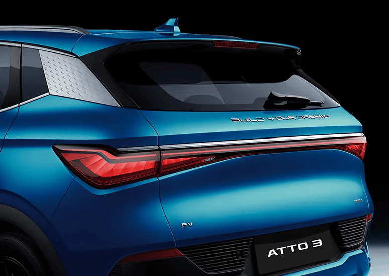 BYD Atto-3, Han e Tang sono le nuove EV da battere. A Parigi ci lascia tutti a bocca aperta! | Elettronauti.it