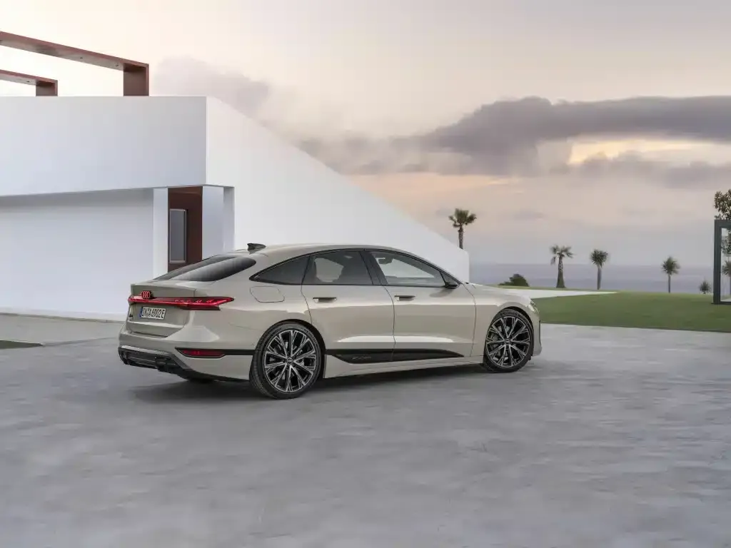 audi a6 posteriore elettronautiit 1024x768