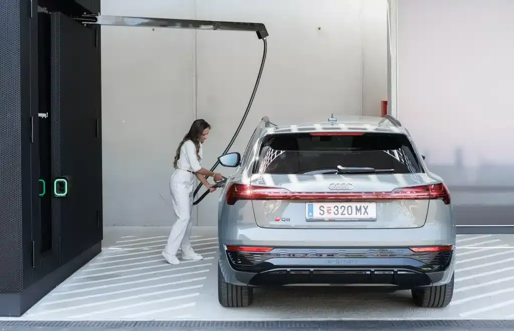 Audi Charging Hub fa scalo in Austria, a Salisburgo | Elettronauti.it