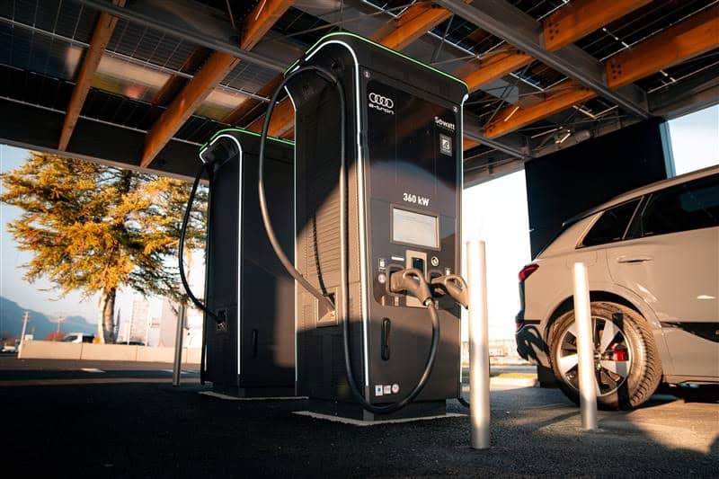 Audi apre il primo Charging Hub Audi in Francia | Elettronauti.it
