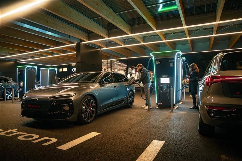 Audi apre il primo Charging Hub Audi in Francia | Elettronauti.it