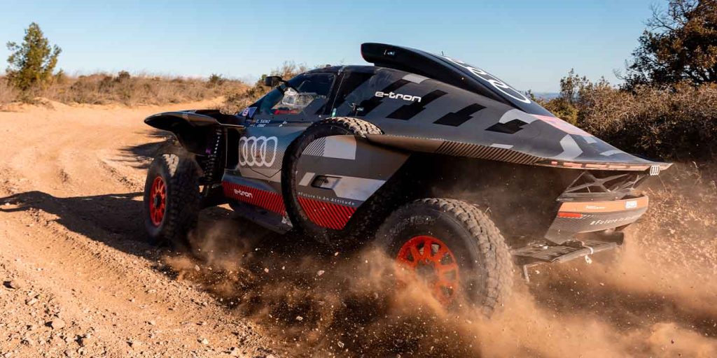 Audi condivide gli aggiornamenti alla RS Q e-tron fuoristrada in vista della sua terza uscita nel brutale Rally di Dakar | Elettronauti.it