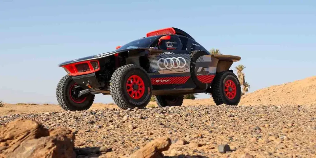 Audi condivide gli aggiornamenti alla RS Q e-tron fuoristrada in vista della sua terza uscita nel brutale Rally di Dakar | Elettronauti.it