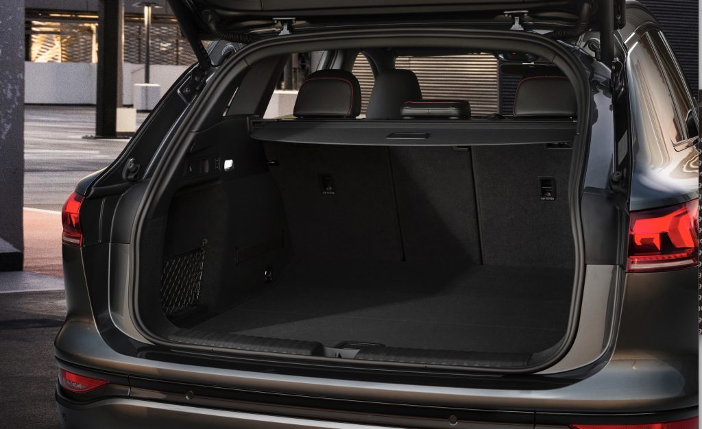 Audi presenta la Q6 e-tron: un nuovo standard per i veicoli elettrici premium di nuova generazione | Elettronauti.it
