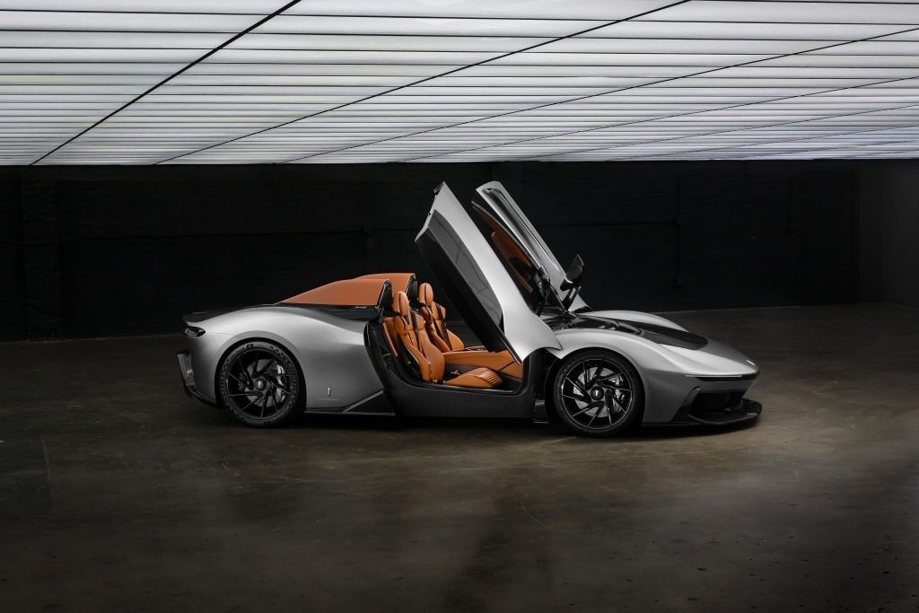 La B95 Gotham di Automobili Pininfarina, ispirata a Batman | Elettronauti.it