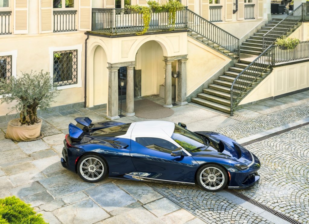 Battista Cinquantacinque onora il design Lancia degli anni '50 | Elettronauti.it