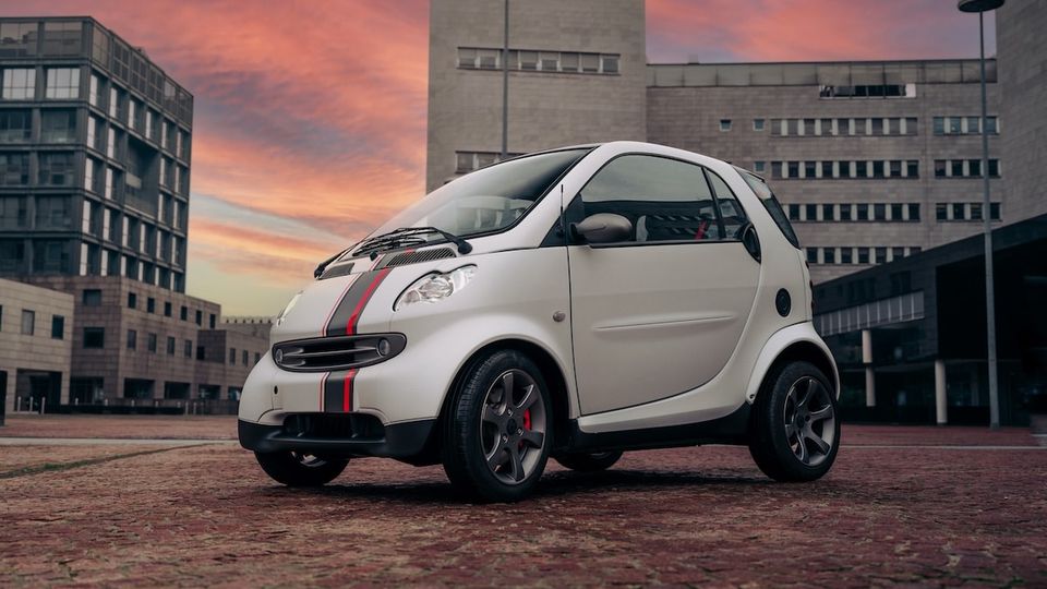 Aznom trasforma le Smart ForTwo in quadricicli L6e - L7e