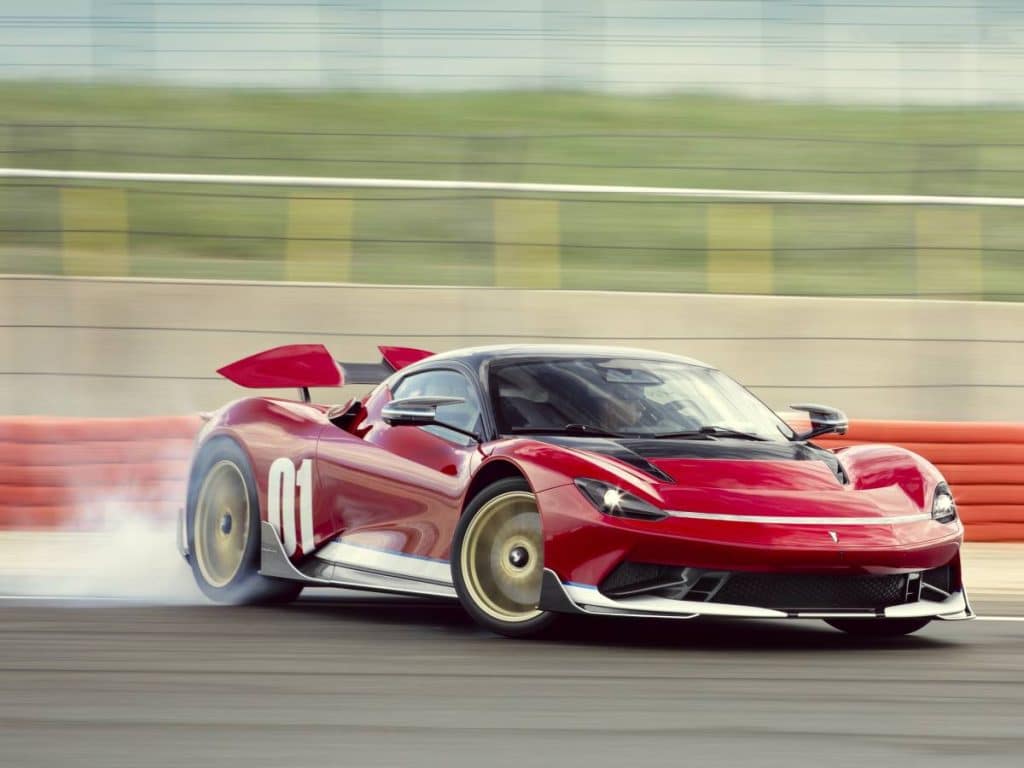 Debutta Battista Pininfarina - Edizione hyper GT dedicata al primo campione di F1 Nino Farina | Elettronauti.it