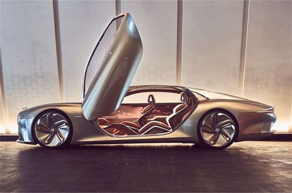 render bentley mulsanne con portiera aperta