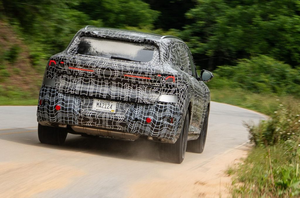 BMW iX5 2027: batteria record e autonomia top EV | Elettronauti.it
