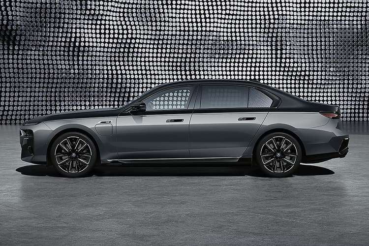 bmw i7 protection laterale
