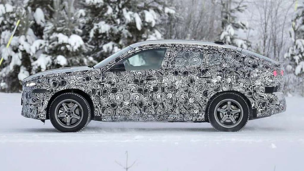BMW IX2: Emergono nuove foto spia | Elettronauti.it