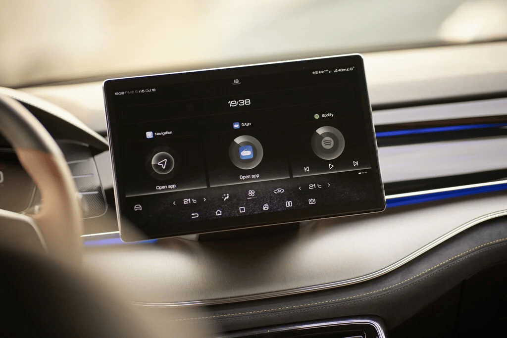 BYD ATTO 3 Display orientabile | elettronauti.it