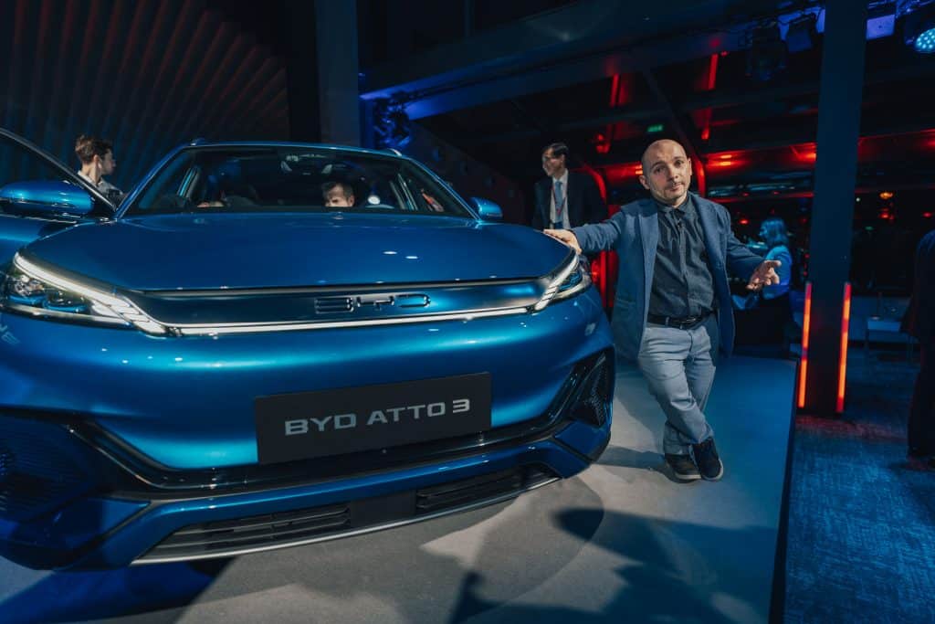 BYD Atto-3, Han e Tang sono le nuove EV da battere. A Parigi ci lascia tutti a bocca aperta! | Elettronauti.it