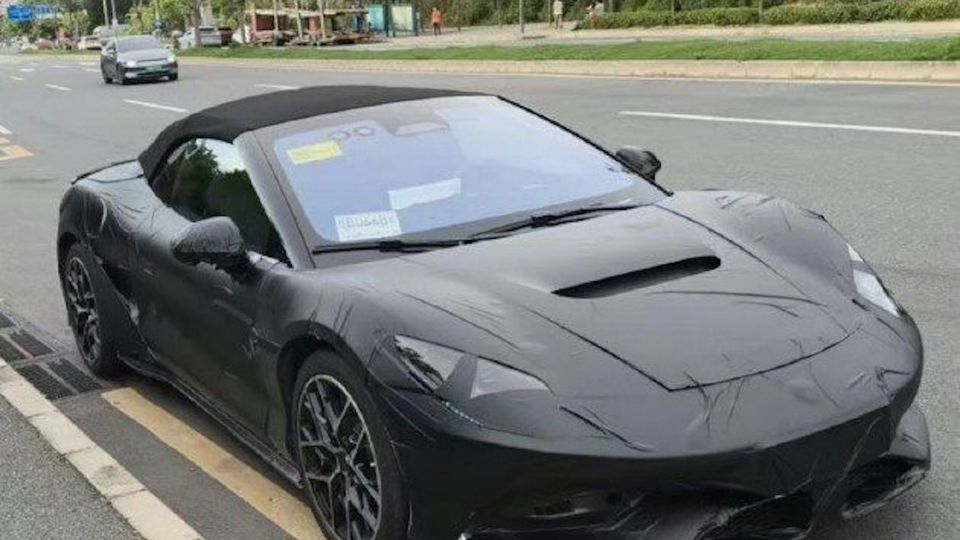 BYD Denza Z: avvistato il prototipo della nuova sportiva elettrica a due posti