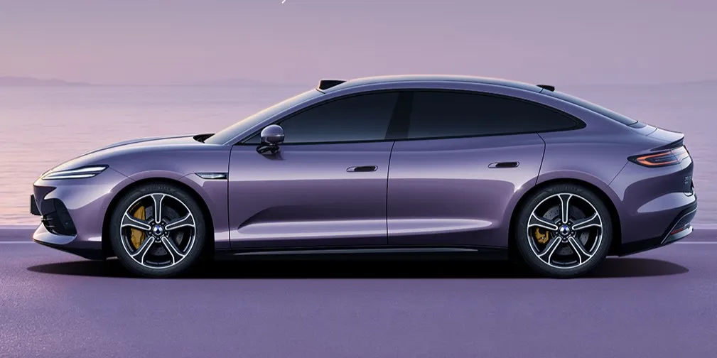 Denza Z9S: la berlina elettrica BYD con 920 km di autonomia | Elettronauti.it