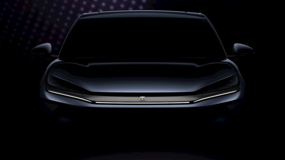 Anticipazione della BYD Qin L EV - pensata per gli acquirenti più giovani