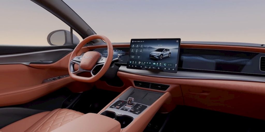 BYD presenta il lussuoso interno del SUV elettrico di medie dimensioni Sea Lion 07, destinato a rivaleggiare con la Model Y di Tesla | Elettronauti.it