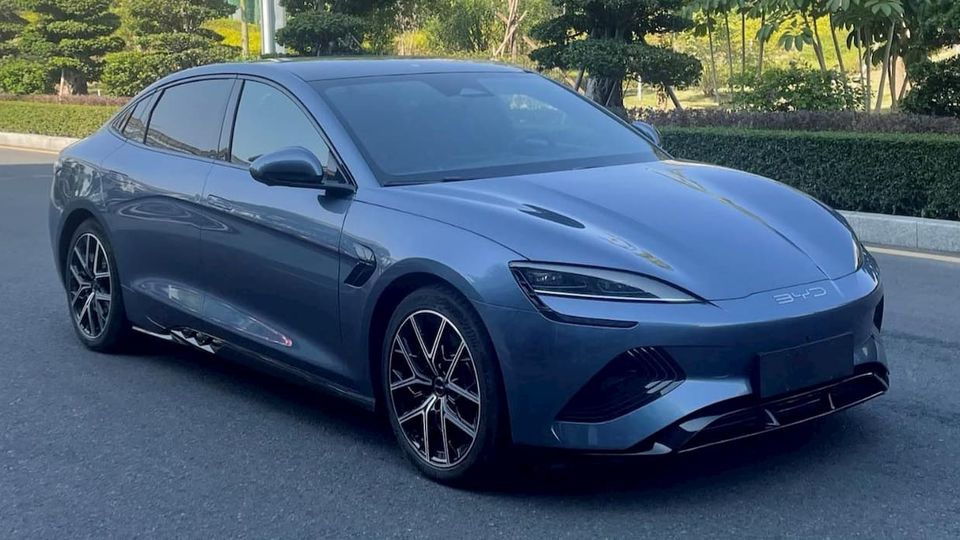 In Cina la nuova BEV sportiva BYD Seal 06 Gt è pronta per il mercato dell'UE