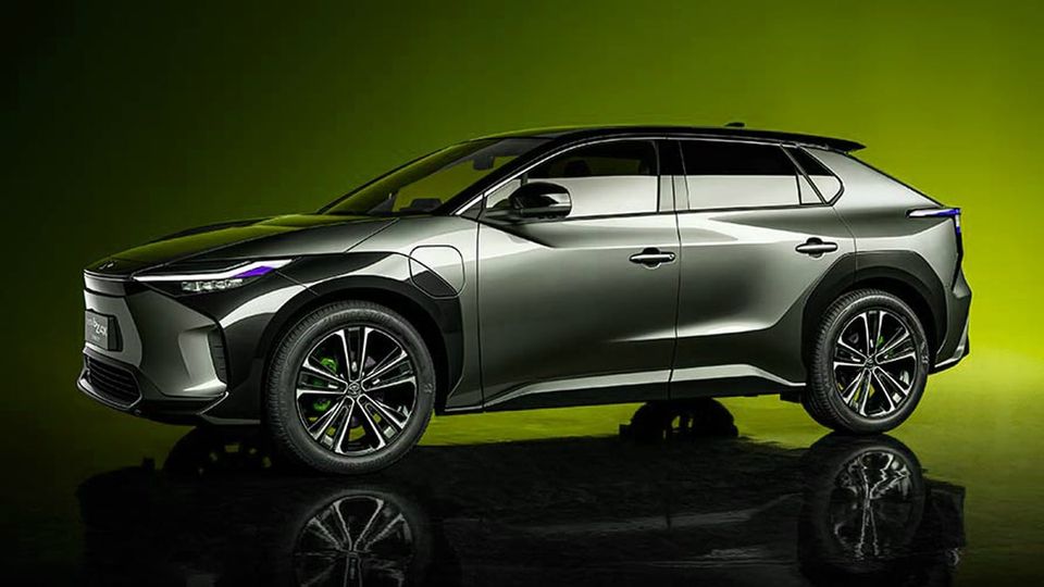 Il garante per la pubblicità del Regno Unito dice che le affermazioni di velocità di ricarica Toyota e Hyundai EV sono "fuorvianti"