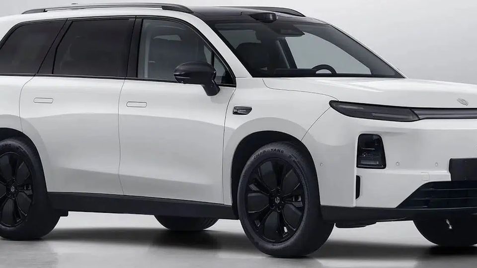 Leapmotor C16 LWB, prime foto del SUV elettrico allungato