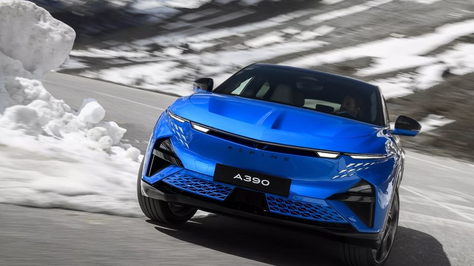 Alpine A390, fastback elettrica con Active Torque Vectoring