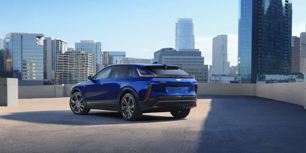 Cadillac Lyriq 2027: più Tesla Supercharger | Elettronauti.it