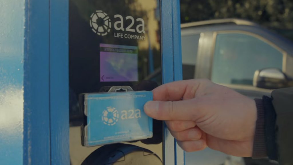 A2A Ricarica dai lampioni stradali - Brescia "Avanti!" | Elettronauti.it