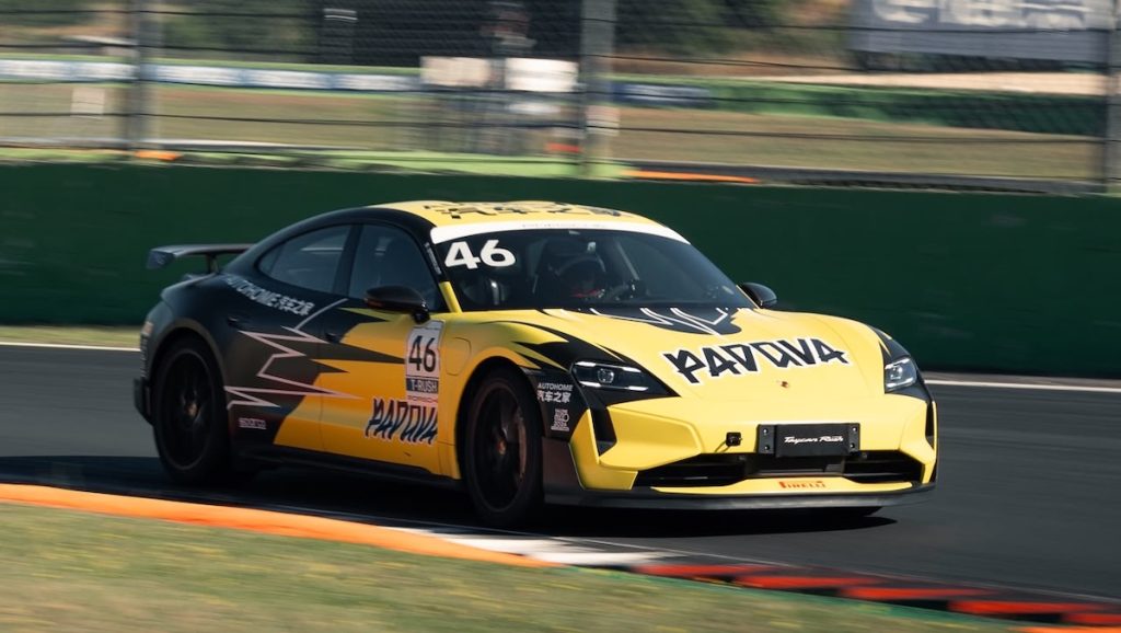 doppietta di famiglia nel Porsche Taycan Rush Championship | Elettronauti.it