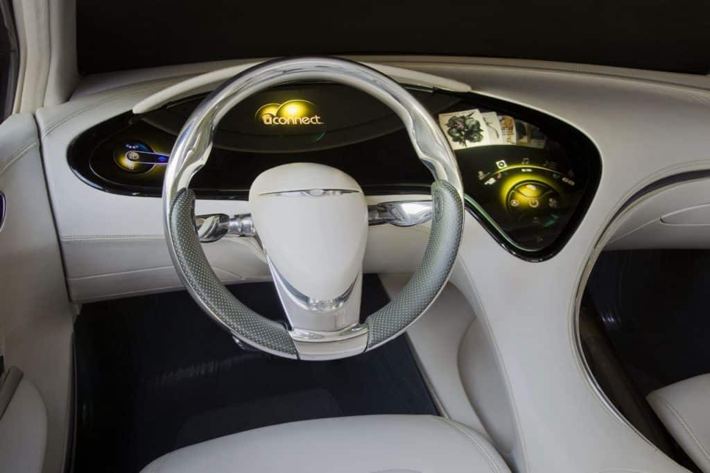 chrysler 200c ev interni | Elettronauti.it